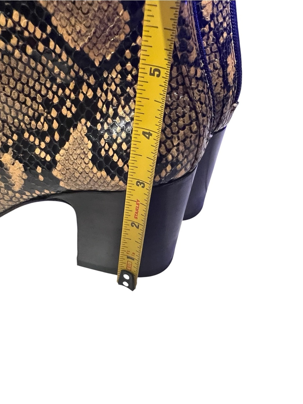 Nomasei snake-print ankle boots featuring a pointed toe and block heel size 41.5 - Picture 5 of 9